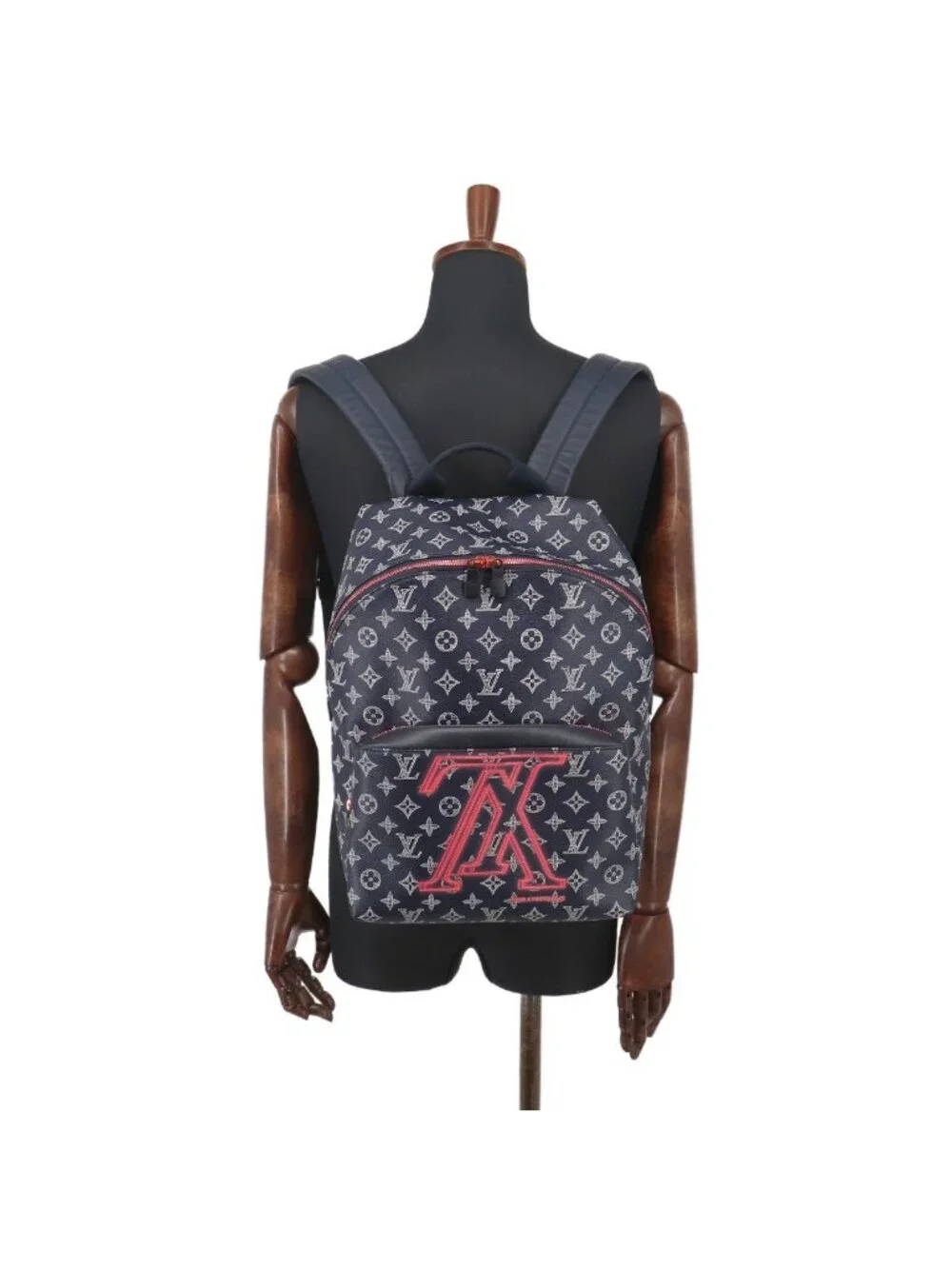 Louis Vuitton this monogram
